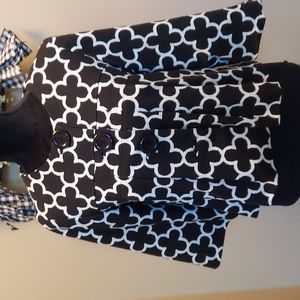 Grace Ellements fully lined swing jacket in black and white size small